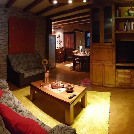 Atico Con Jacuzzi En Appartamento *
